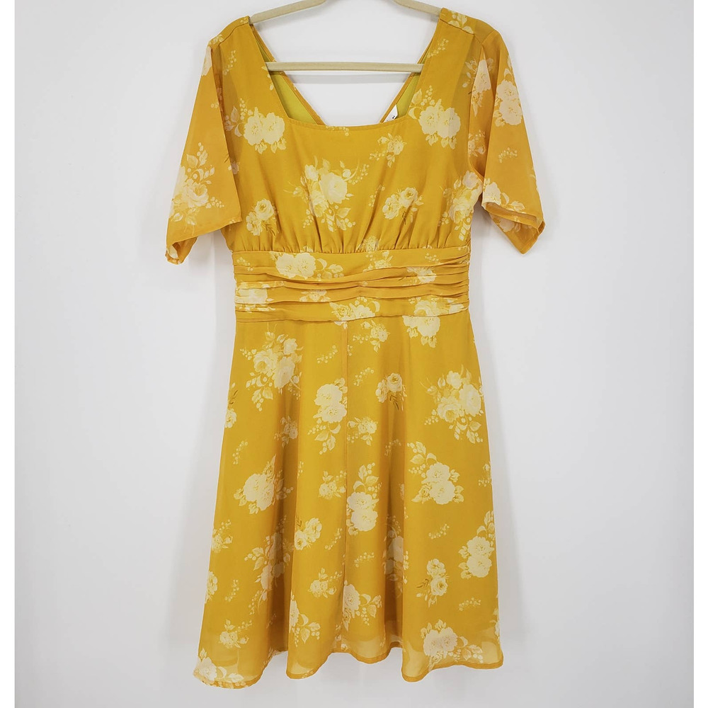 Eshakti Floral Fit & Flare Dress 8 Short Sleeve Square Neck Yellow White A Line